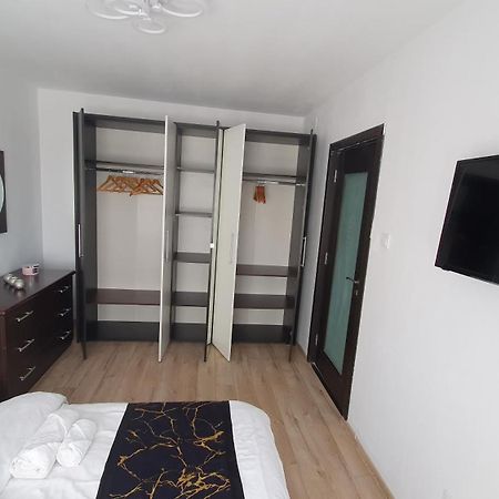 Andrei Apartment Брашов Экстерьер фото